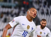 开云体育在线-惊险一幕！法国选手最后一秒逆转夺冠