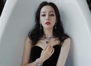 开云下载-绿茵孤注—当库尔图瓦的脚尖刻下年度绝章