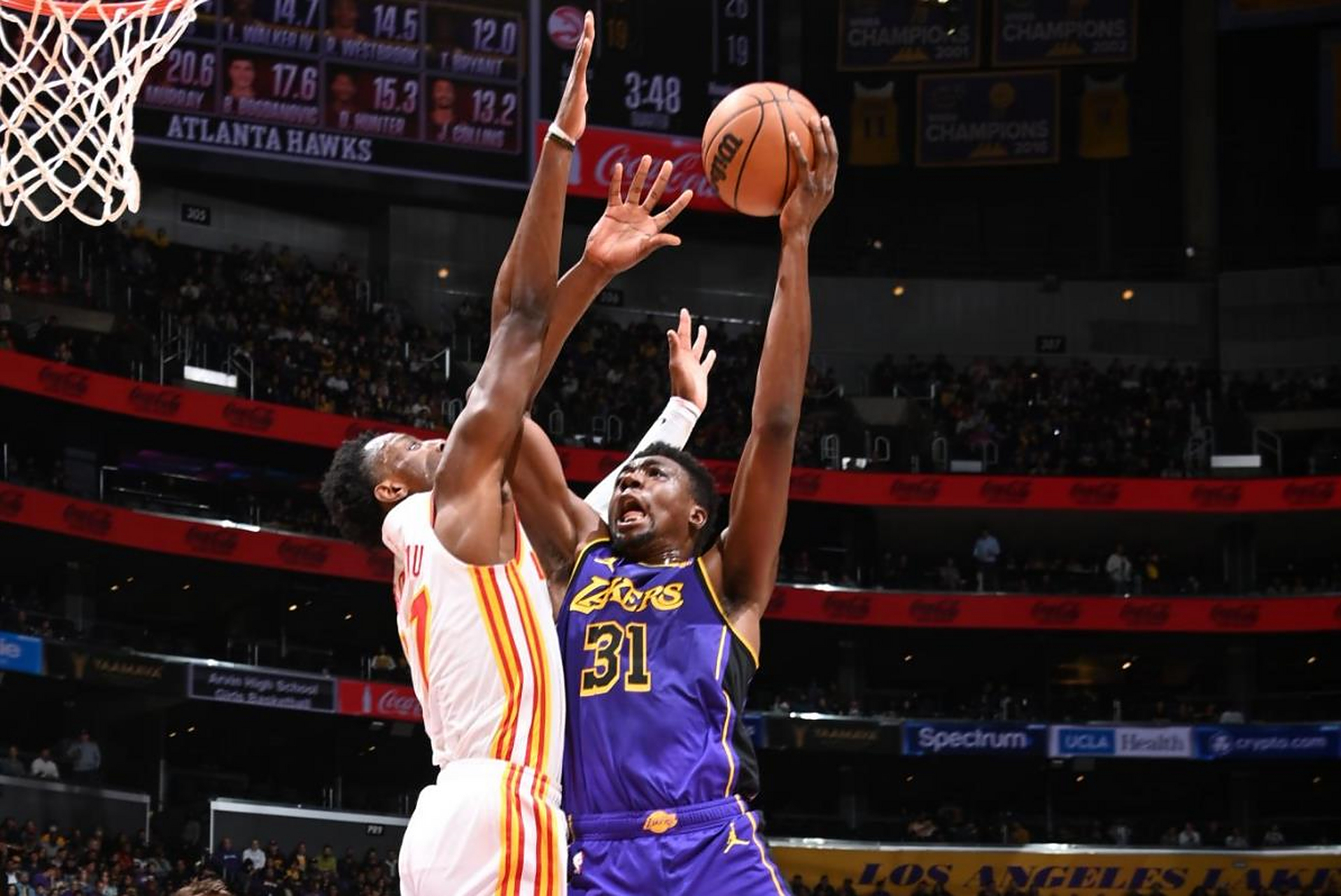 亚特兰大主场告捷，豪取三分的简单介绍