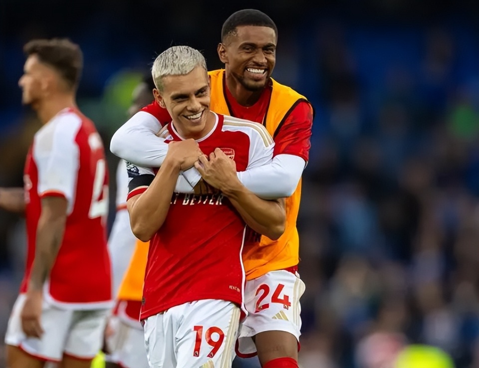 防守犀利，对手难以突破防线