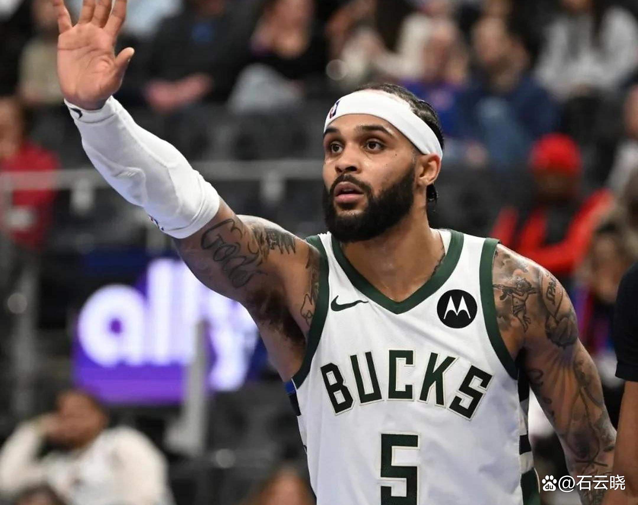 包含密尔沃基雄鹿鏖战金州勇士,Caps一己之力扛起全队鏖战多局总决赛,留下经典瞬间的词条 包含密尔沃基雄鹿鏖战金州勇士,Caps一己之力扛起全队鏖战多局总决赛,留下经典瞬间的词条