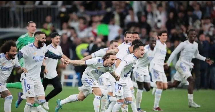 法兰克福主场力克瓦伦西亚，欧冠资格前景一片光明