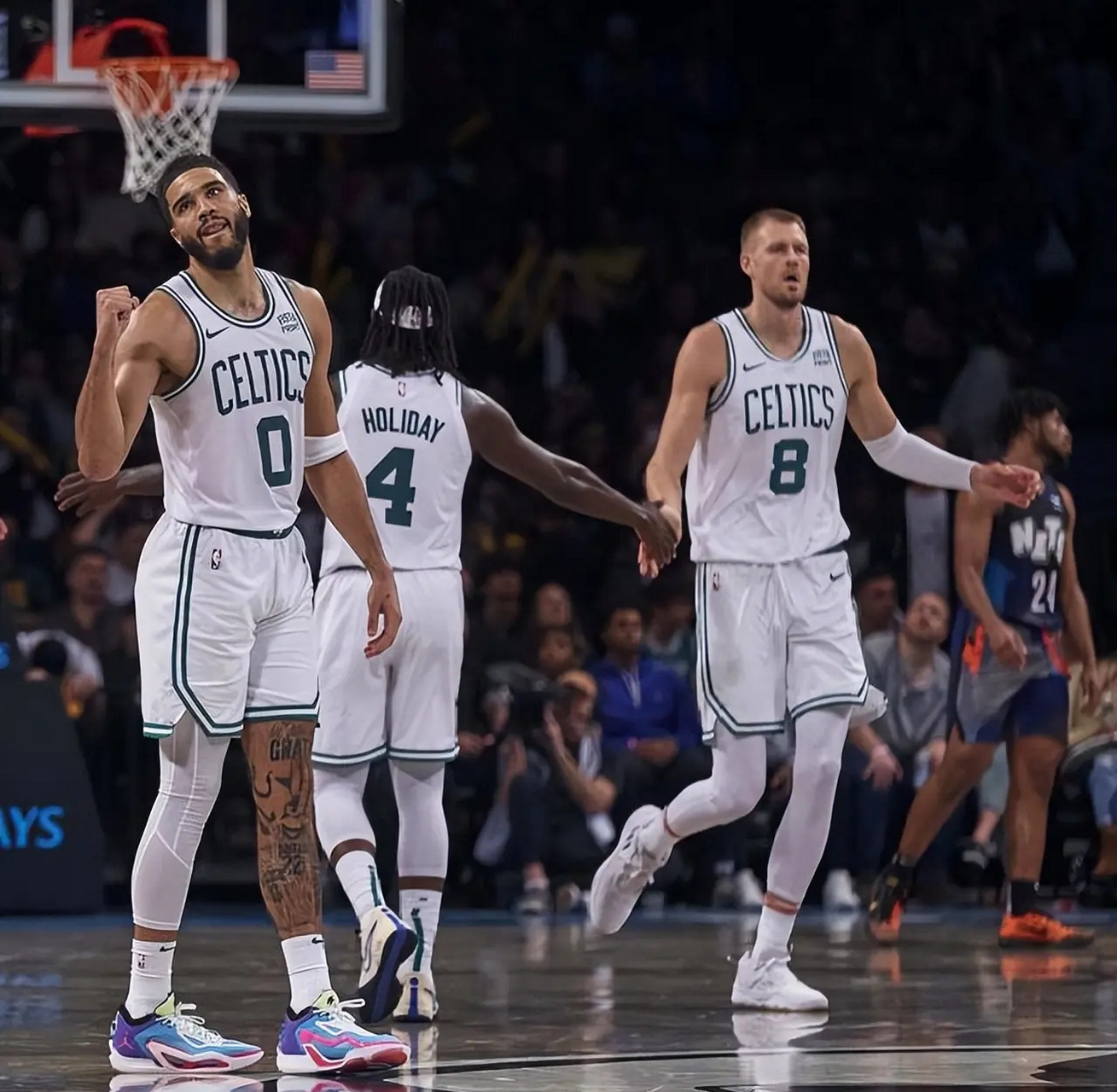 山西队轻取天津队,塔图姆状态火热 山西队轻取天津队,塔图姆状态火热