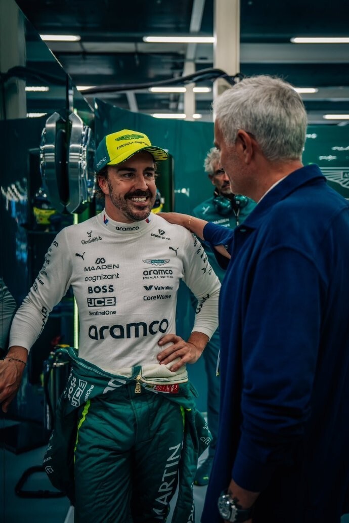 阿斯顿马丁绝杀索伯车队，阿隆索高光表现