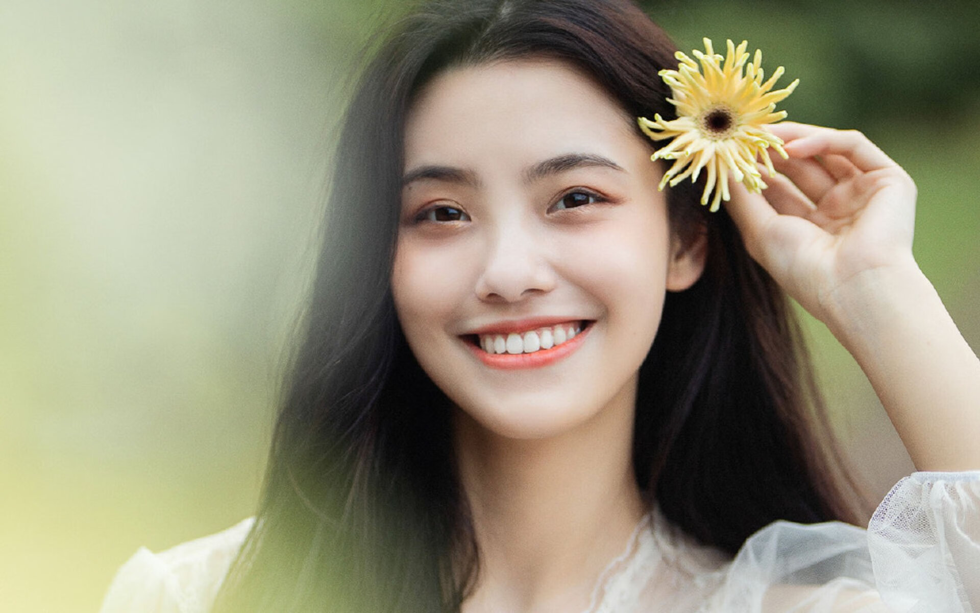 F1年度争冠之夜,红衣车手虚空疾走,基耶萨统治全场