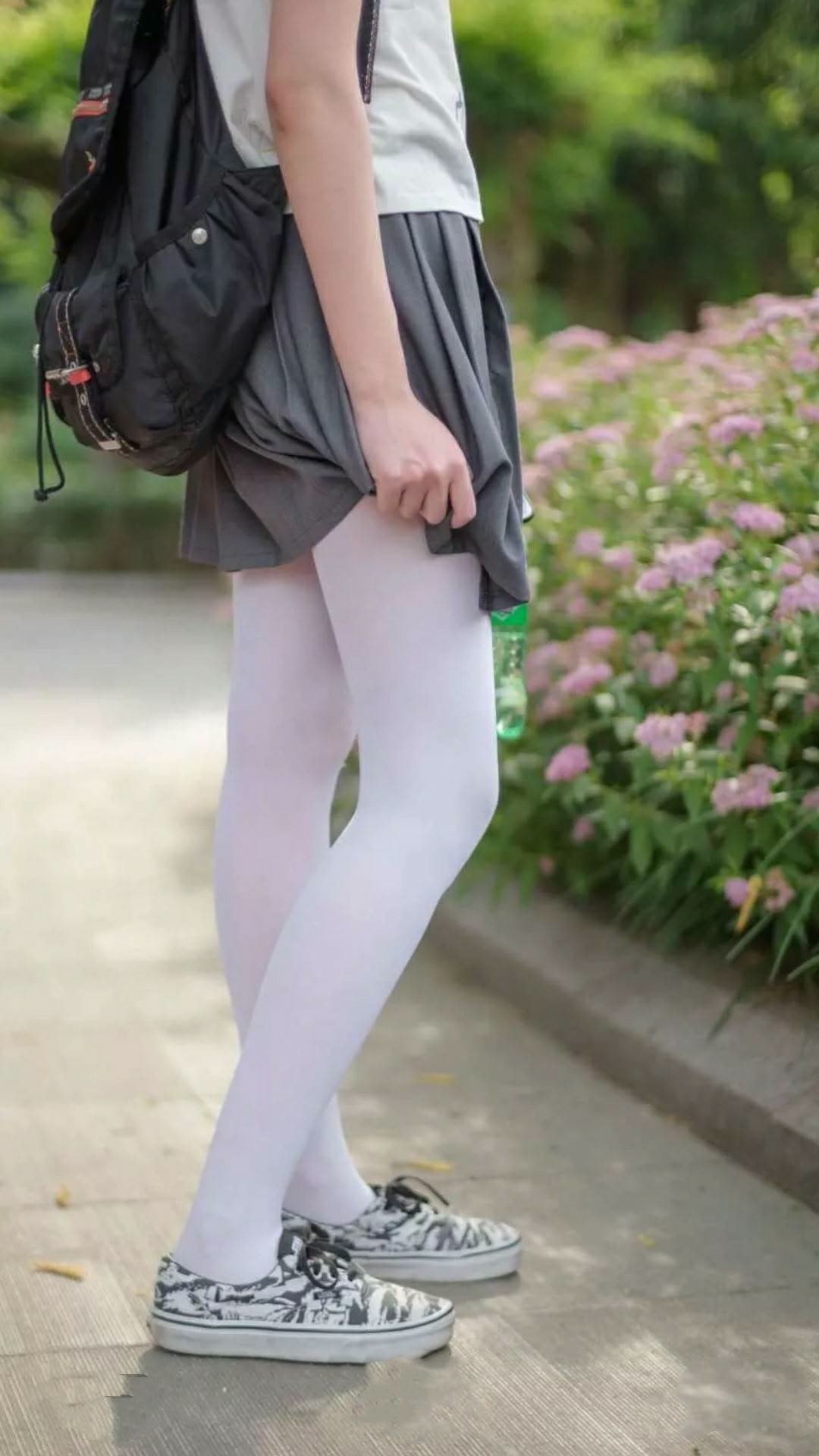 洛城战舰vs太空城铁骑，一场重塑西部版图的世界排名绞杀战