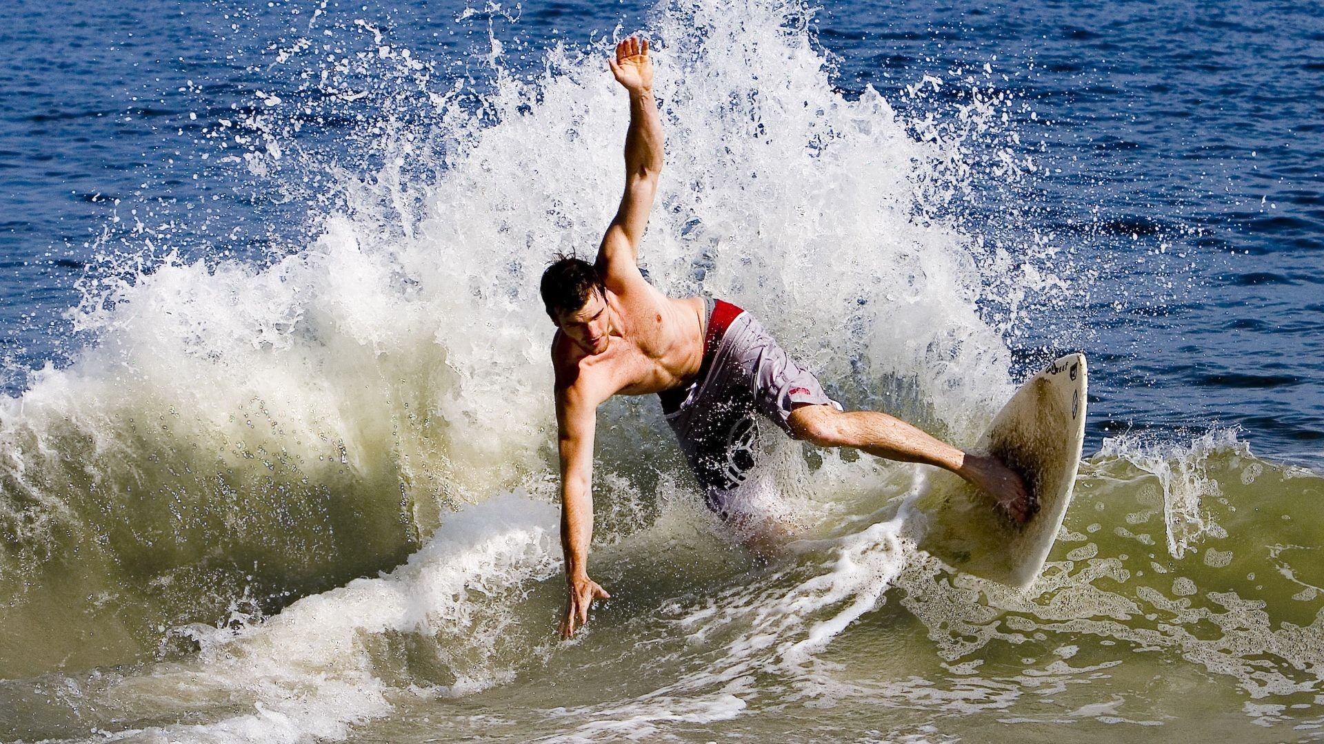 跨界对决启示录，武切维奇内线风暴与辽宁队的东方智慧